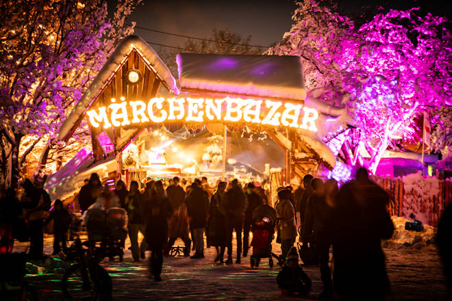 Impressionen vom Märchenbazar Weihnachtsmarkt im Olympiapark Süd in München